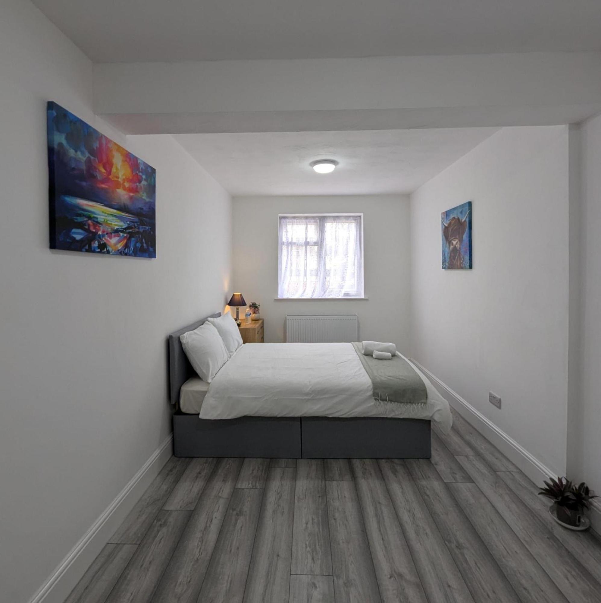 Cosy 2 Bedroom - Greenwich * Londra